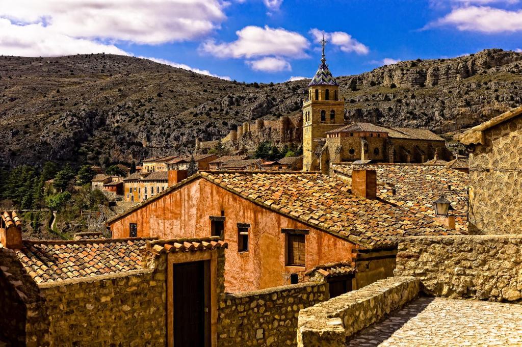 Hotel Albanuracin Albarracín Eksteriør billede