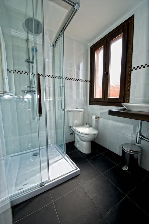 Hotel Albanuracin Albarracín Eksteriør billede